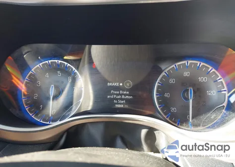 2017 Chrysler Pacifica Touring-L Plus z USA, uszkodzony, nr VIN 2C4RC1EG9HR764179